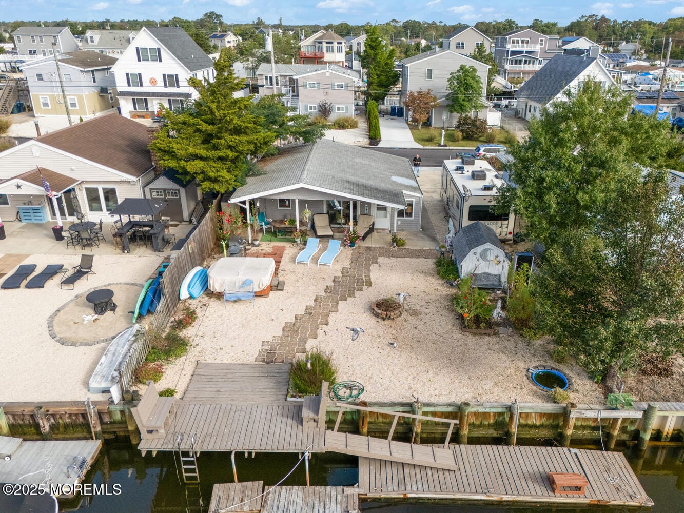 27 Lake Huron Drive Image 4