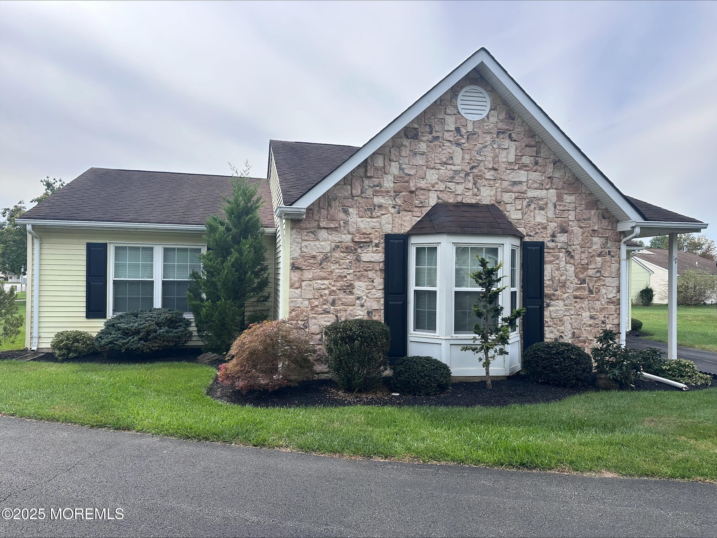 17 Ivy Ridge Close, Freehold, NJ, 07728
