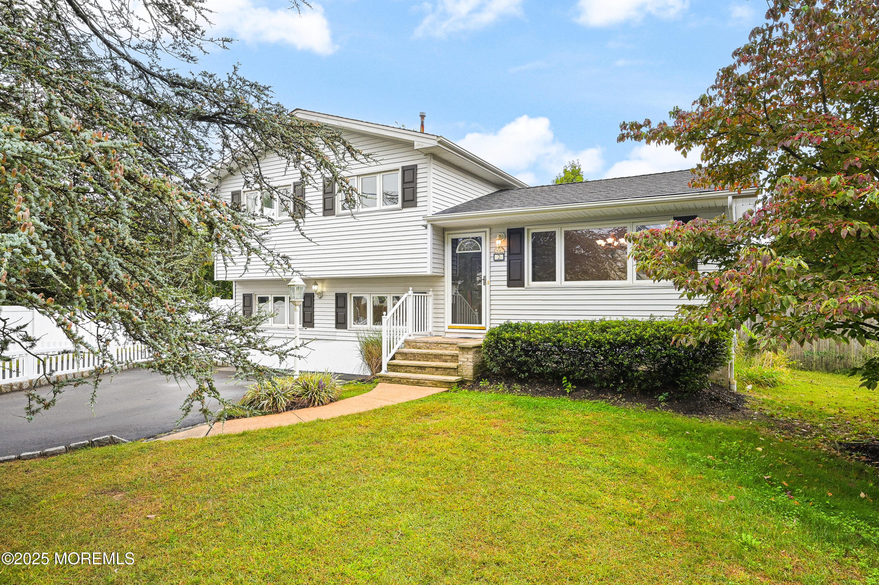 2 Palmer Road, Middletown, NJ, 07748