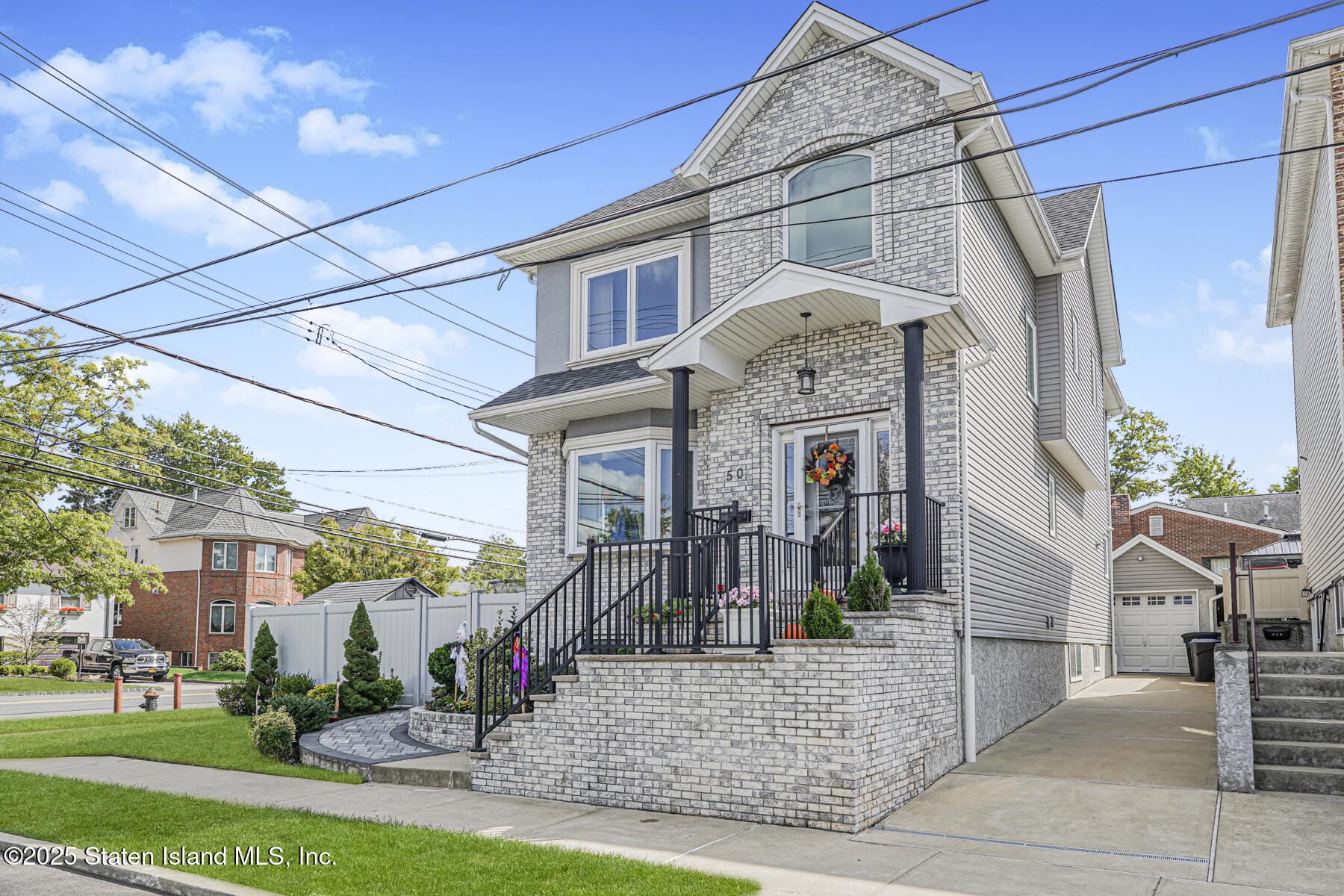 50 Buffington Avenue Image 4
