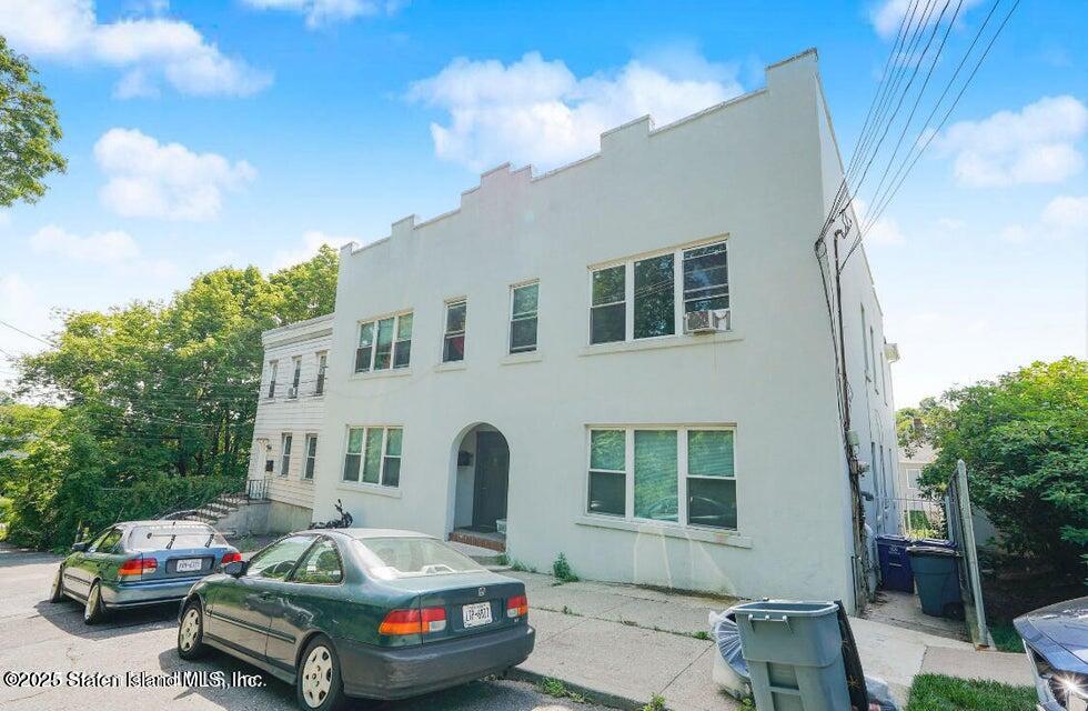 16 Butler Terrace Image 2