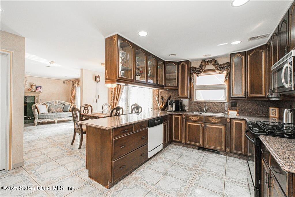 27 Honey Lane, Staten Island, NY, 10307 image 9