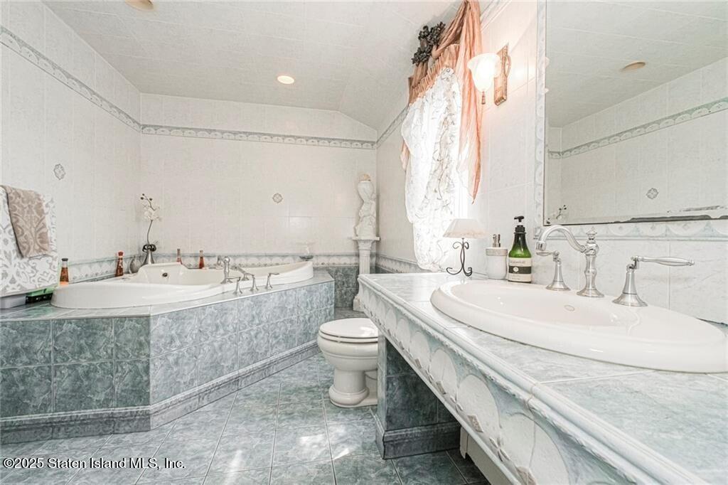 27 Honey Lane, Staten Island, NY, 10307 image 28
