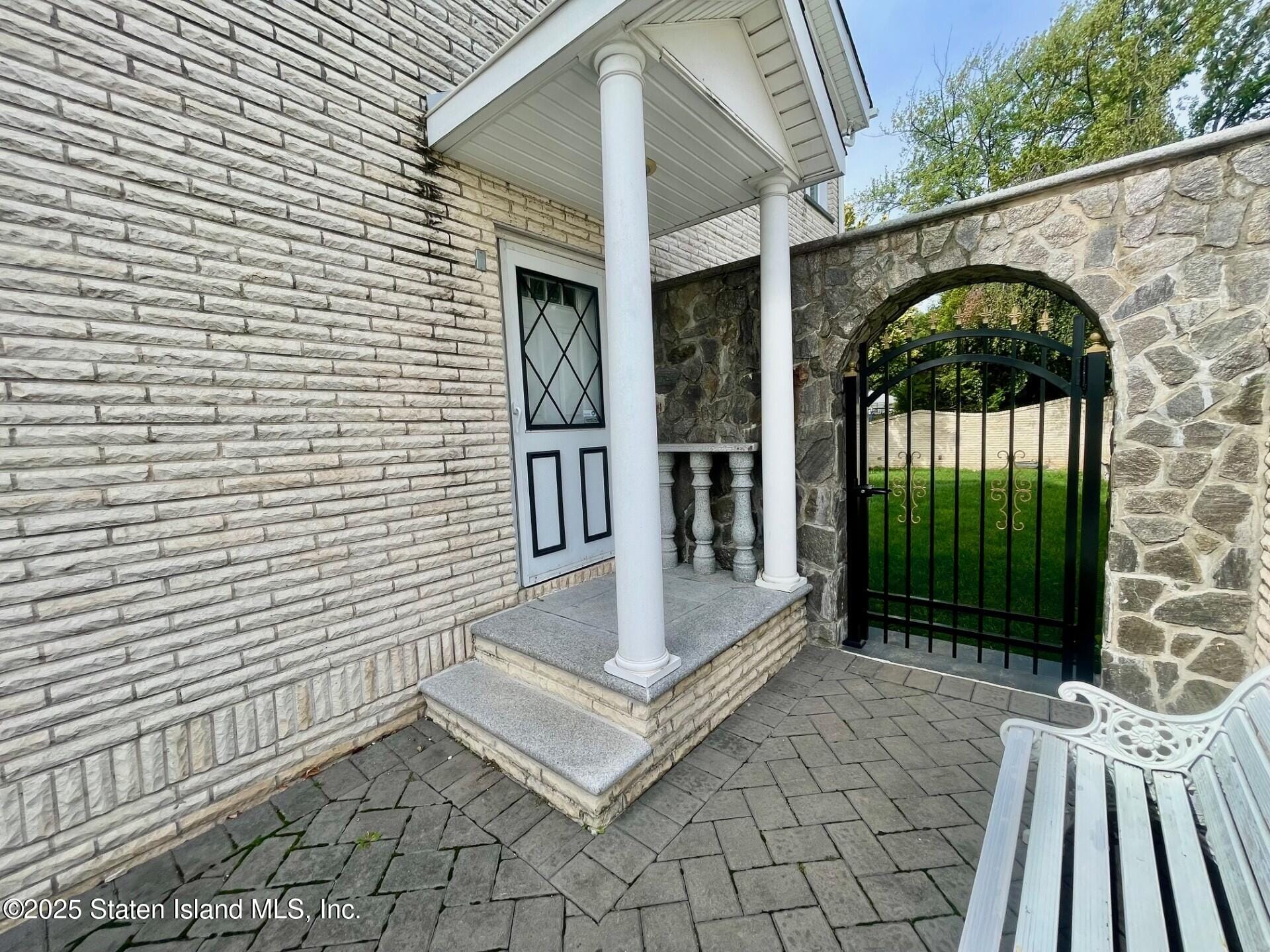 559 Alverson Avenue Image 5