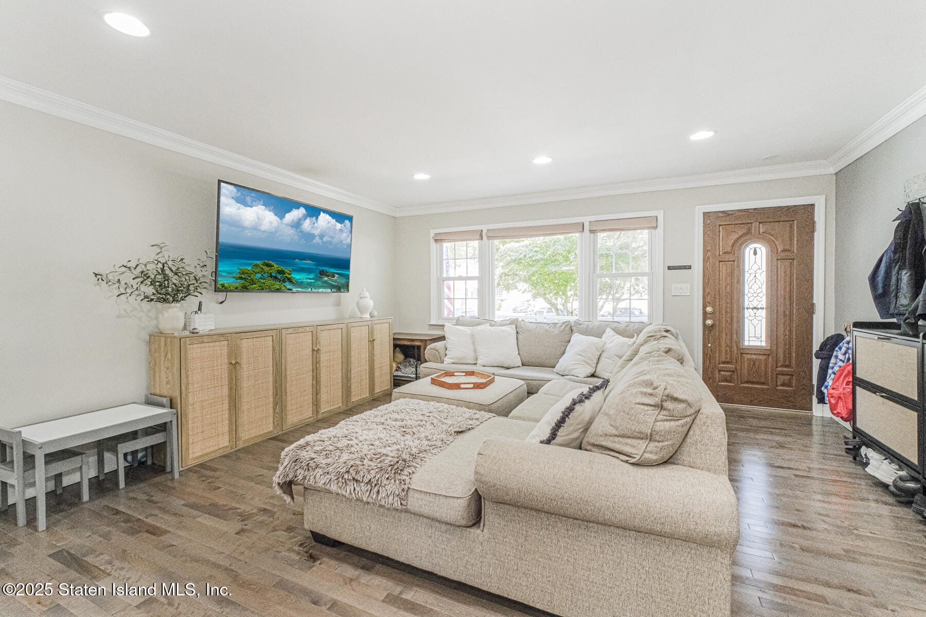 70 Hitchcock Avenue Image 4