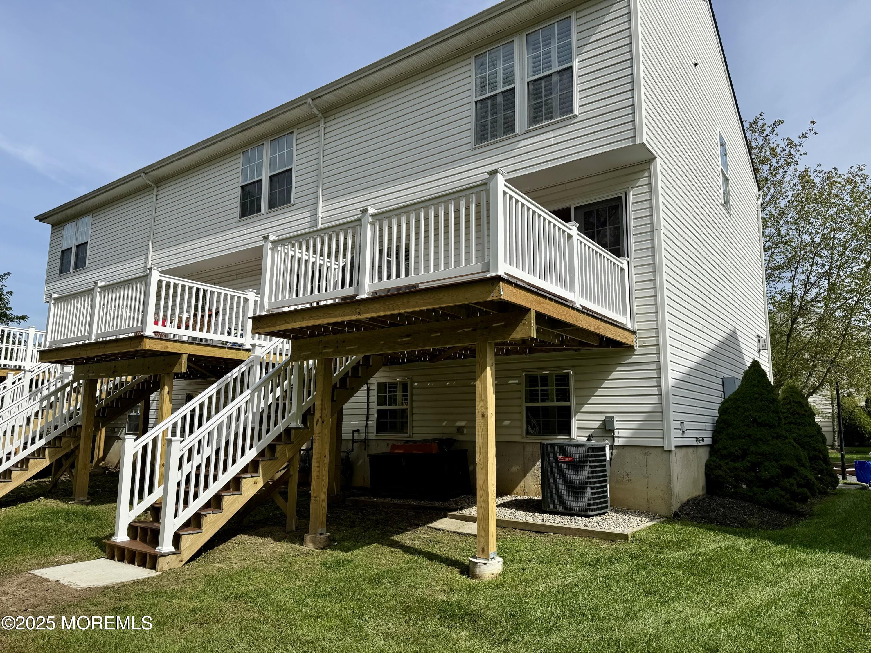 6 New Castle Street, Farmingdale, NJ, 07727 image 15