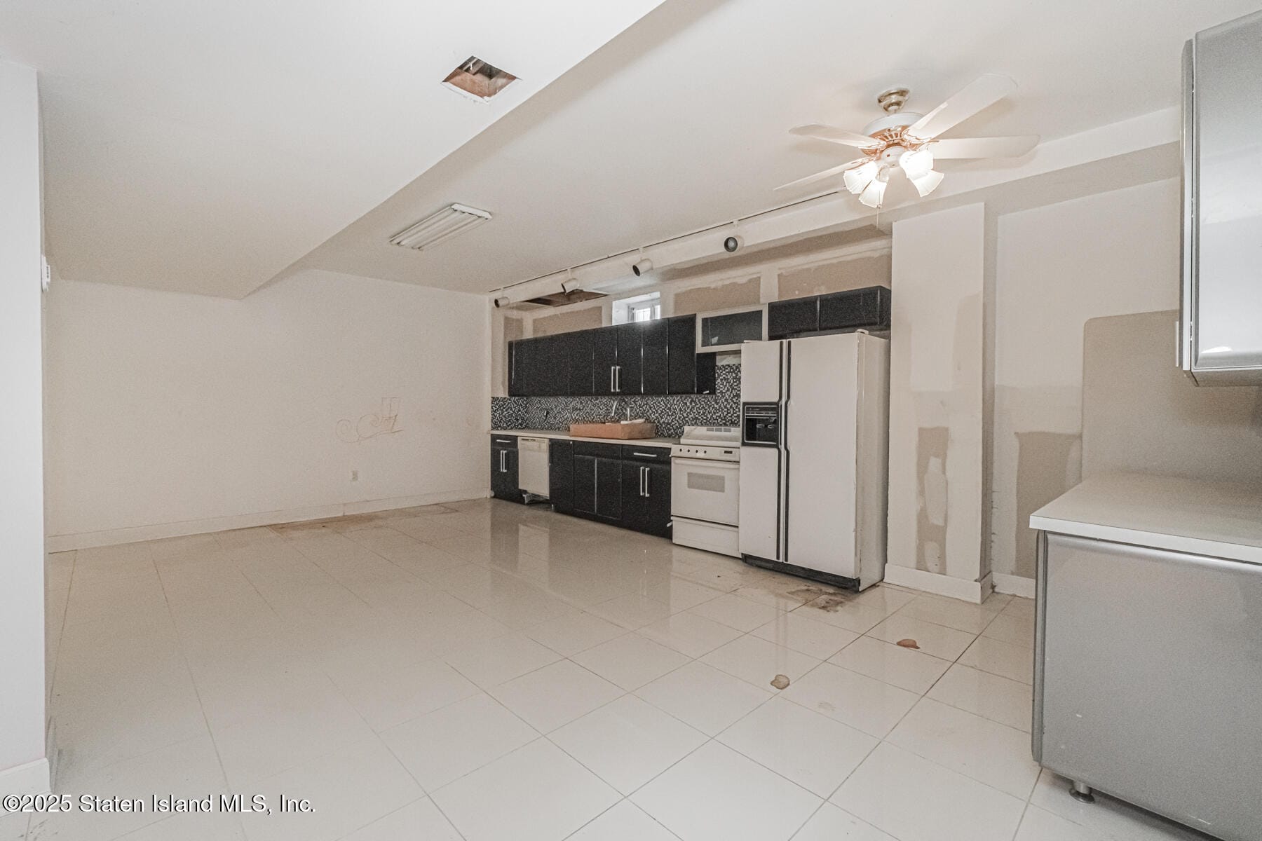 559 Alverson Avenue, Staten Island, NY, 10309 image 56