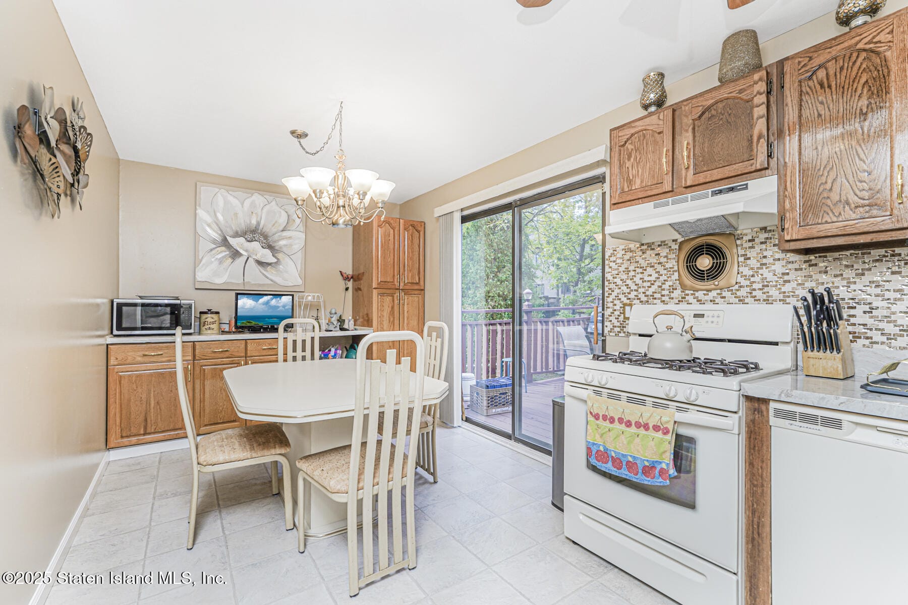 97 Bower Court, Staten Island, NY, 10309 image 9