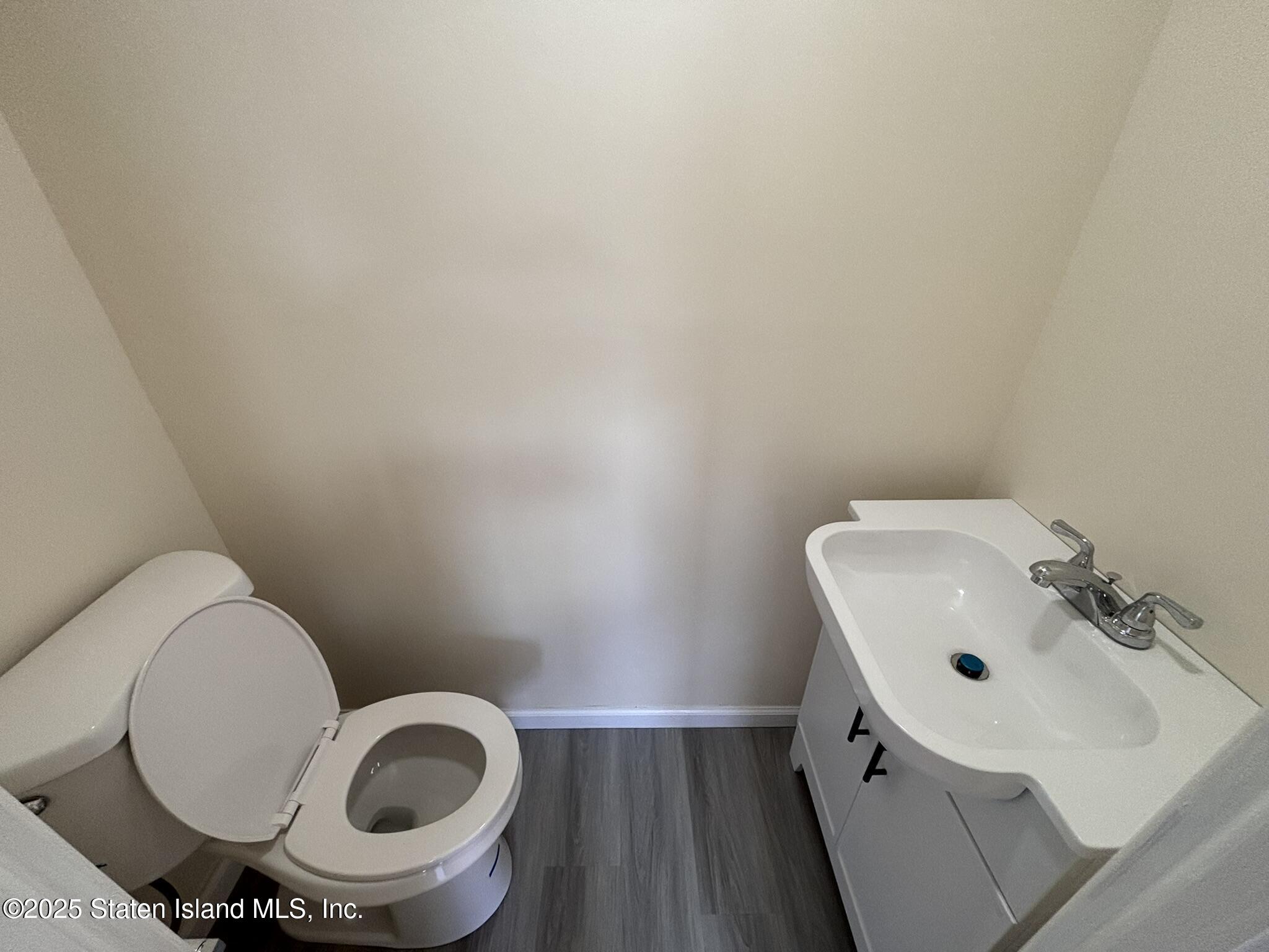 4 Penn Avenue Image 1