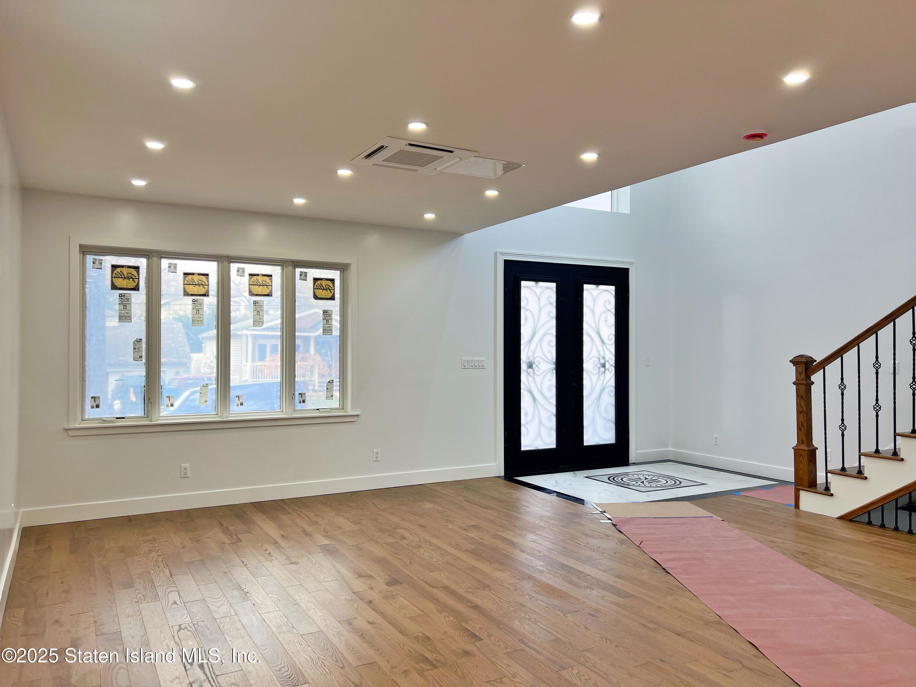 32 Remsen Street Image 4