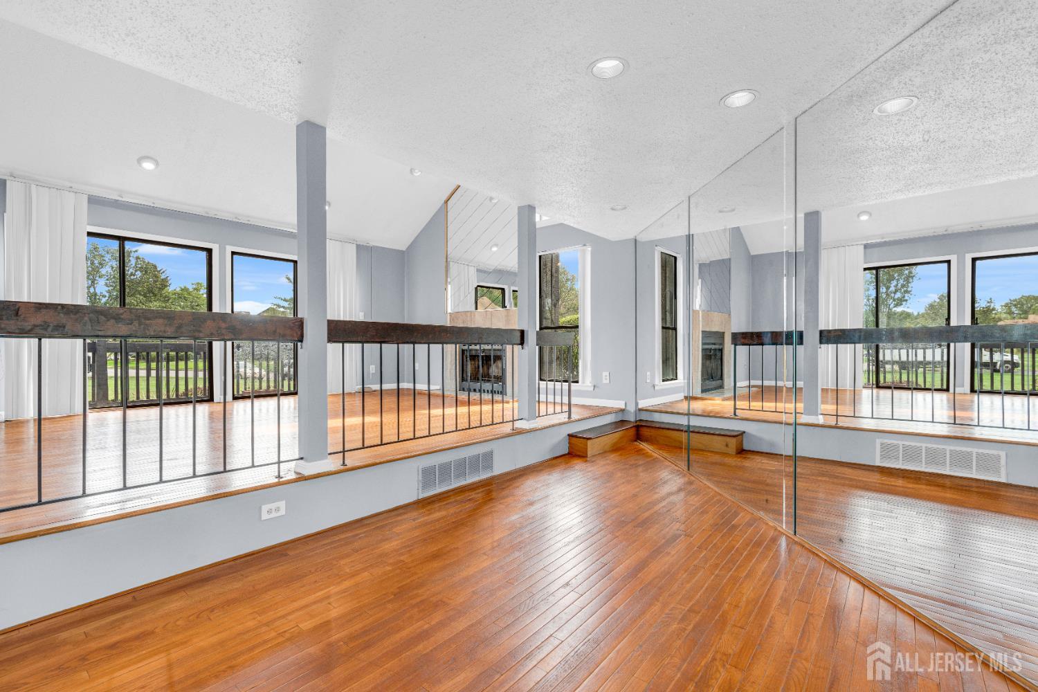 384 Westgate Drive, Edison, NJ, 08820 image 15