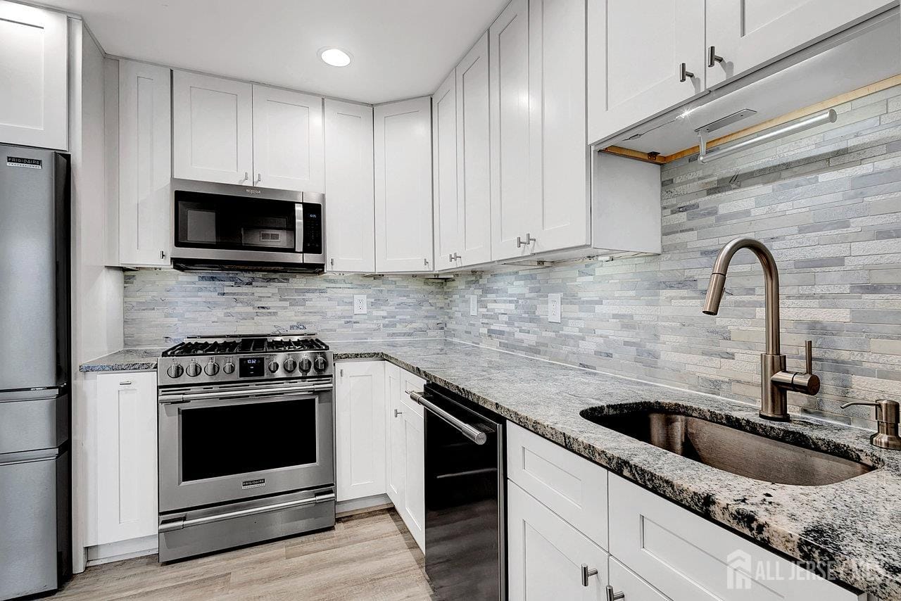 14 California Court, Old Bridge, NJ, 07747 image 10