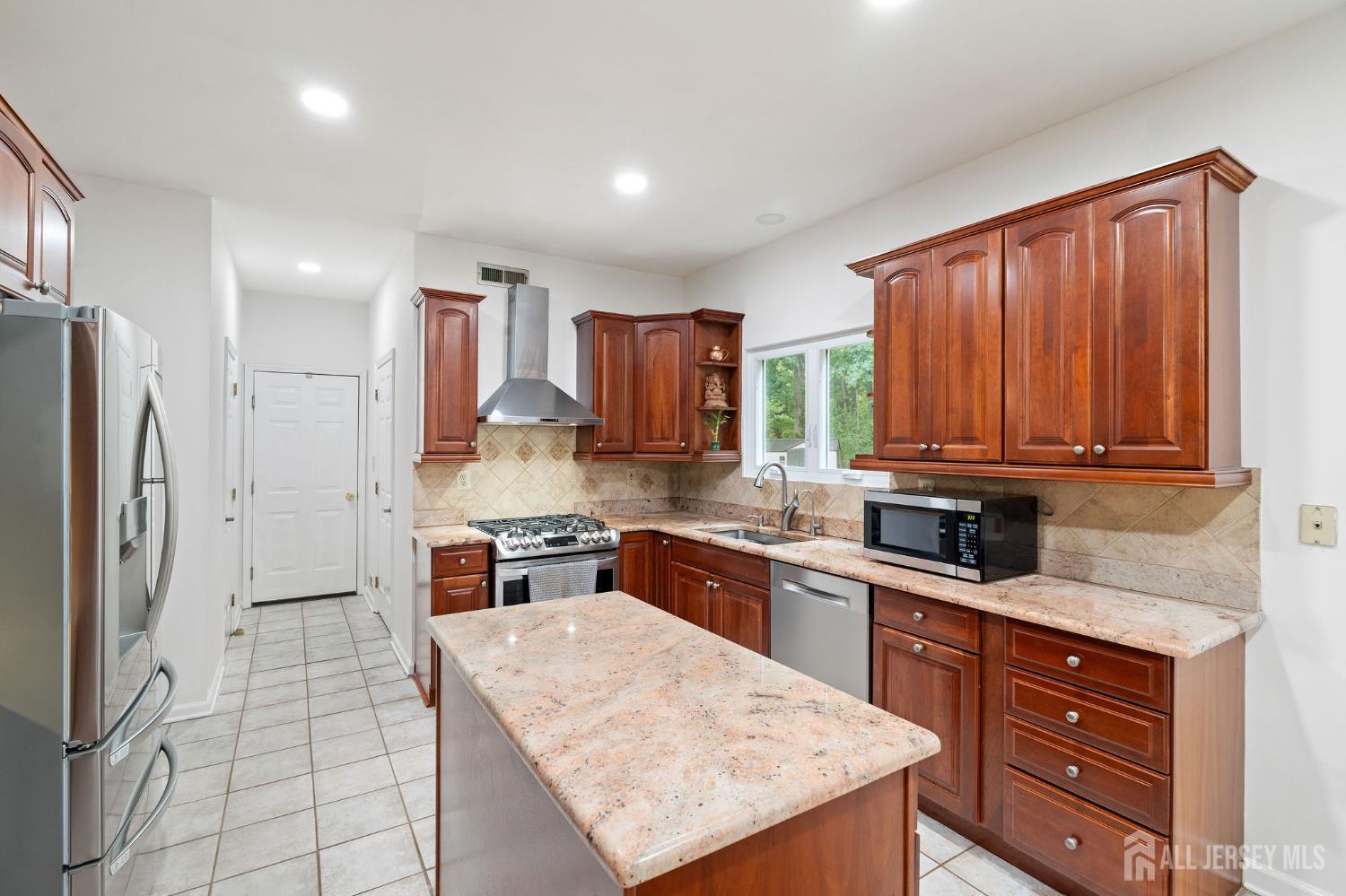 9 Stirrup Way, Franklin, NJ, 08540 image 17