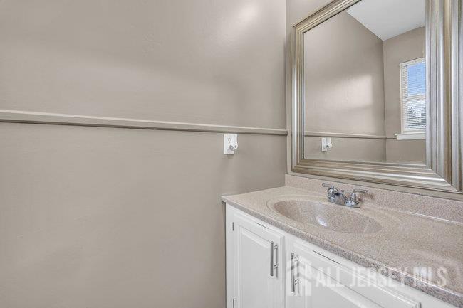 54 Dogwood Court, Jamesburg, NJ, 08831 image 13