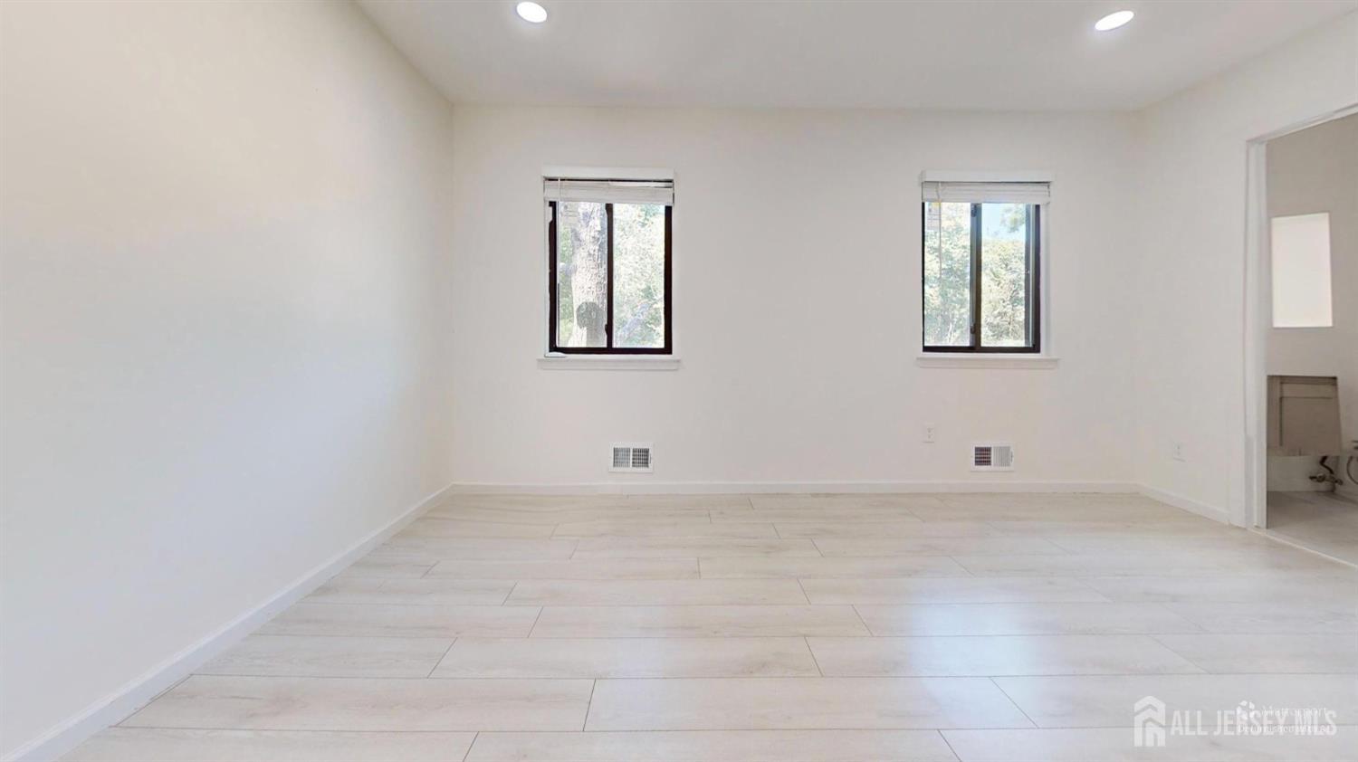 46 Ellen Heath Drive, Old Bridge, NJ, 07747 image 19