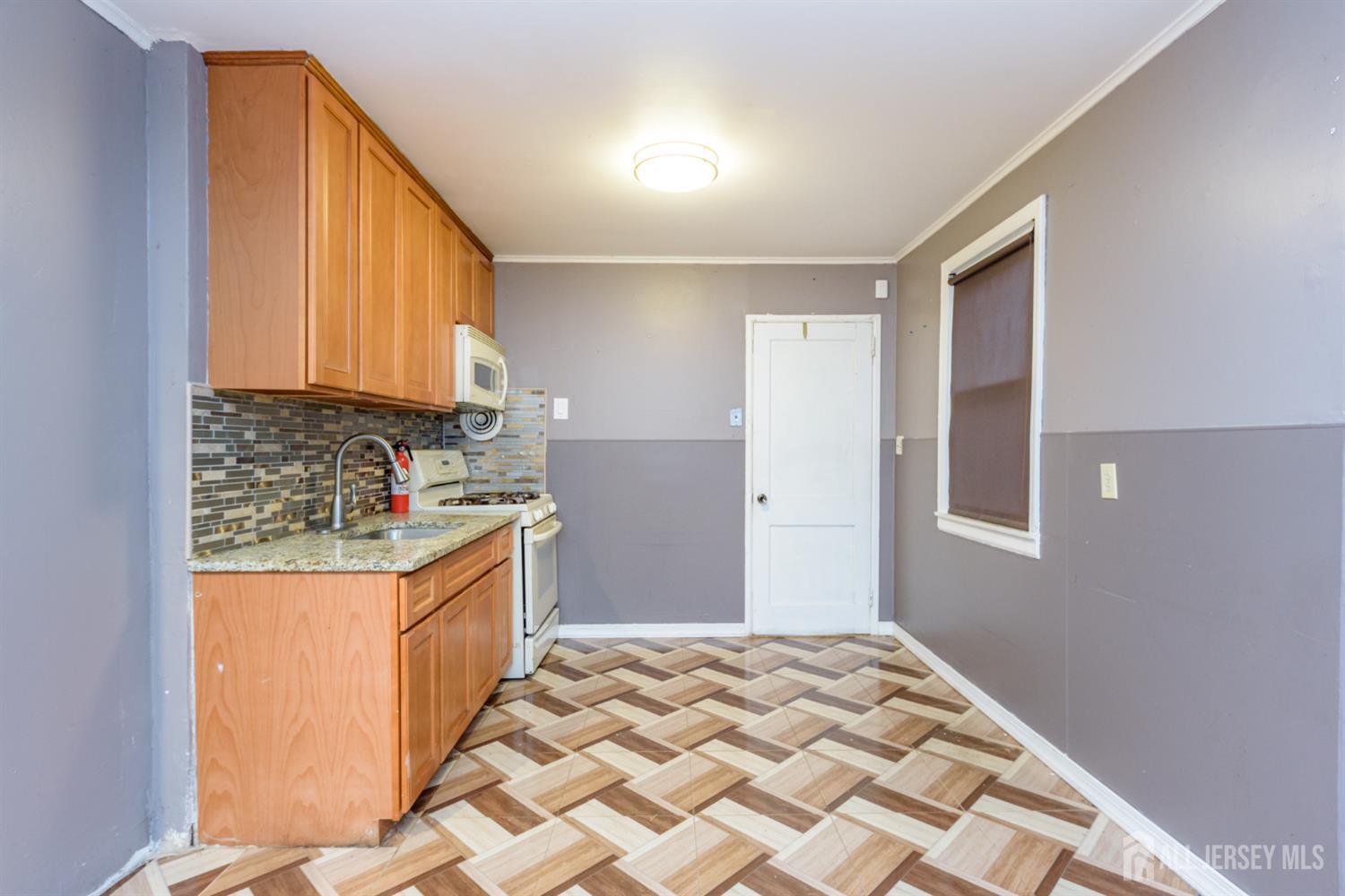 590 Chain O Hills Road, Colonia, NJ, 07067 image 7