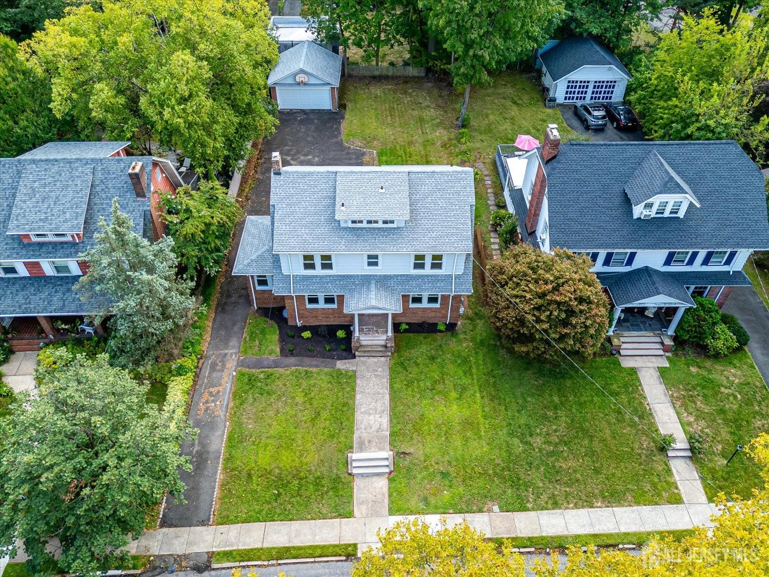 140 Oakview Avenue Image 5