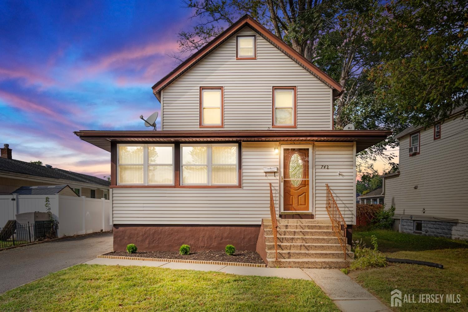 742 Dunellen Avenue Image 2