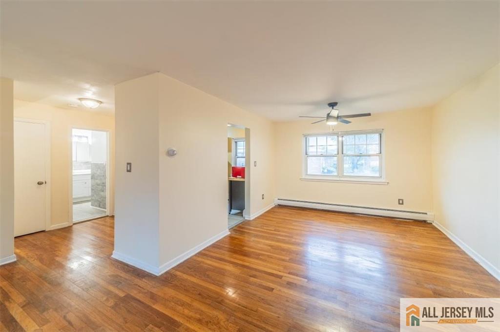 132 The Orchard L Image 3