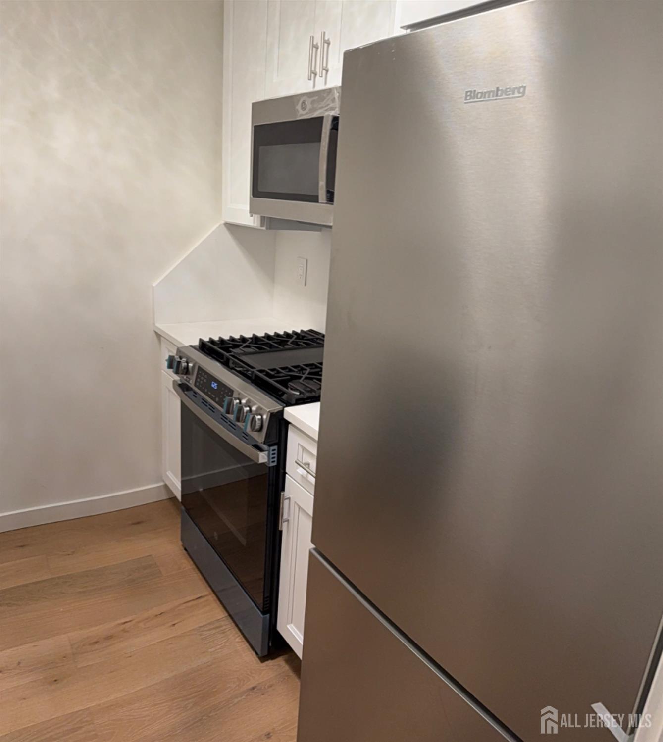 201 Saint Pauls Avenue 8F, Jersey City, NJ, 07306 image 22