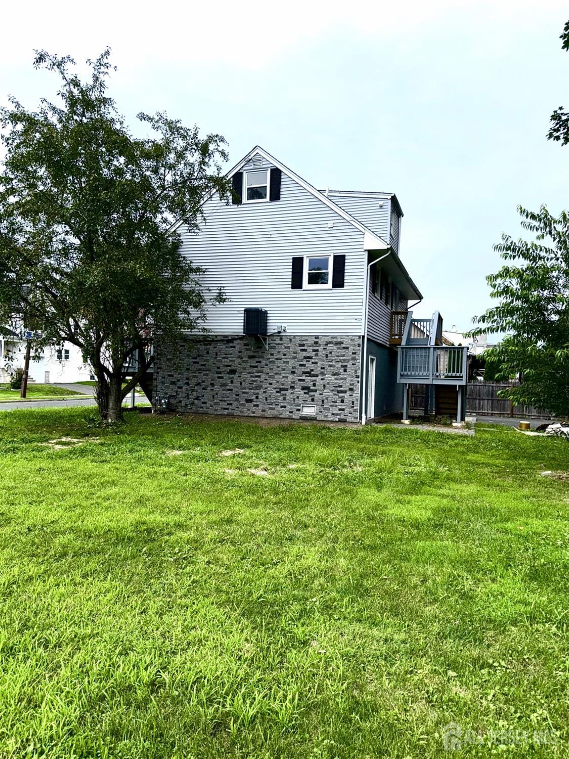 212 Huff Avenue Image 3