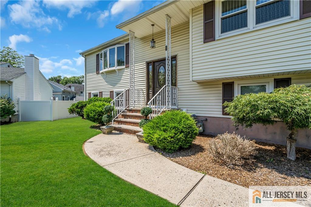 8 Whitehall Avenue, Edison, NJ, 08820 image 44