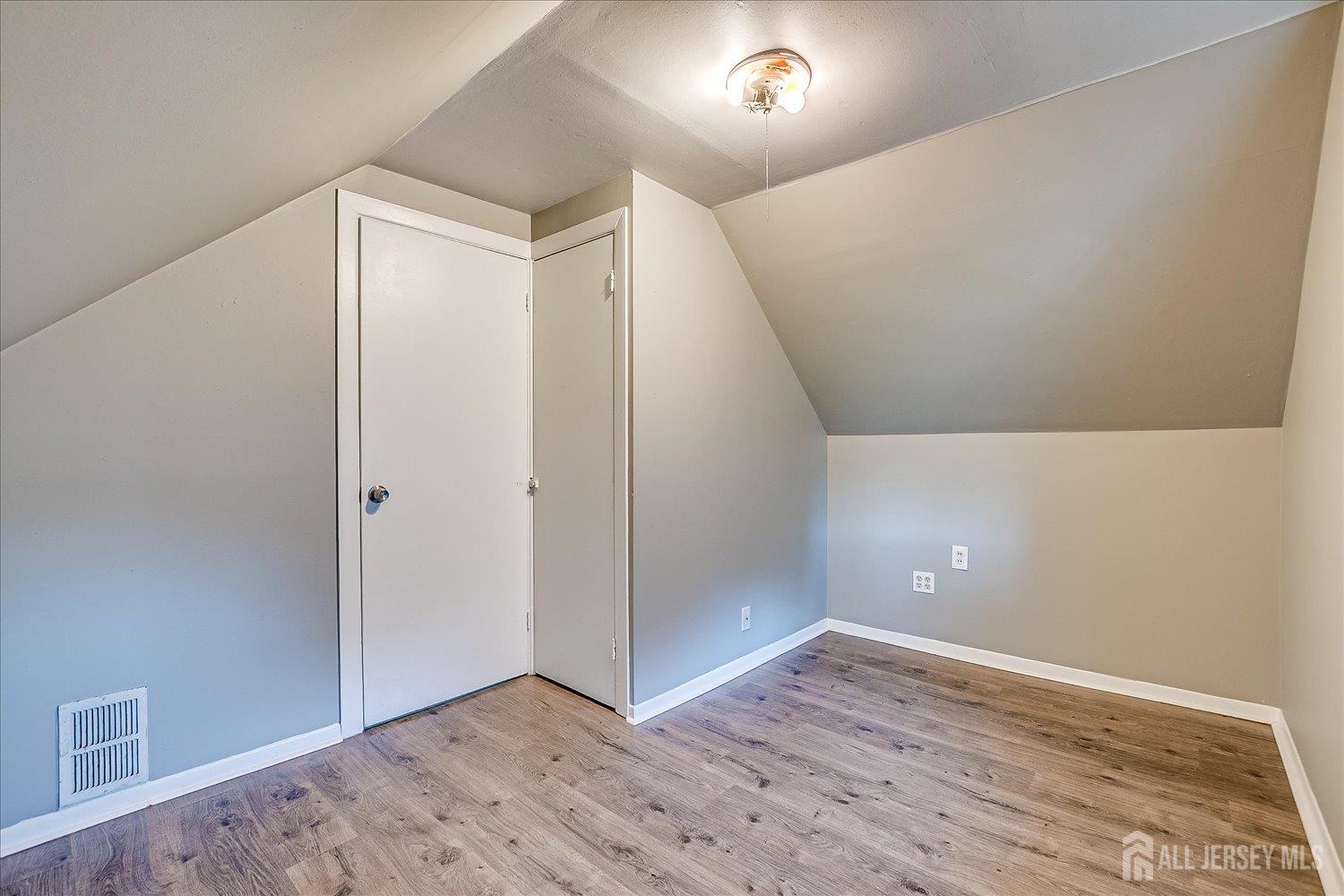 310 Howard Avenue, Middlesex, NJ, 08846 image 21