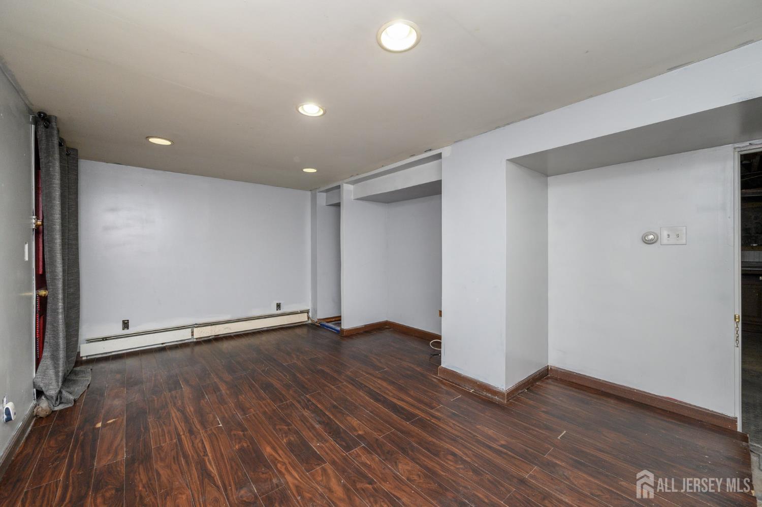 212 Echo Avenue, Edison, NJ, 08837 image 31