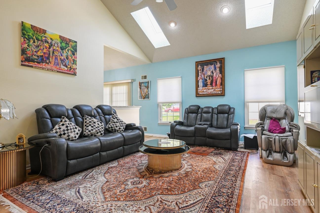 1 Phillip Court, Monroe, NJ, 08831 image 51