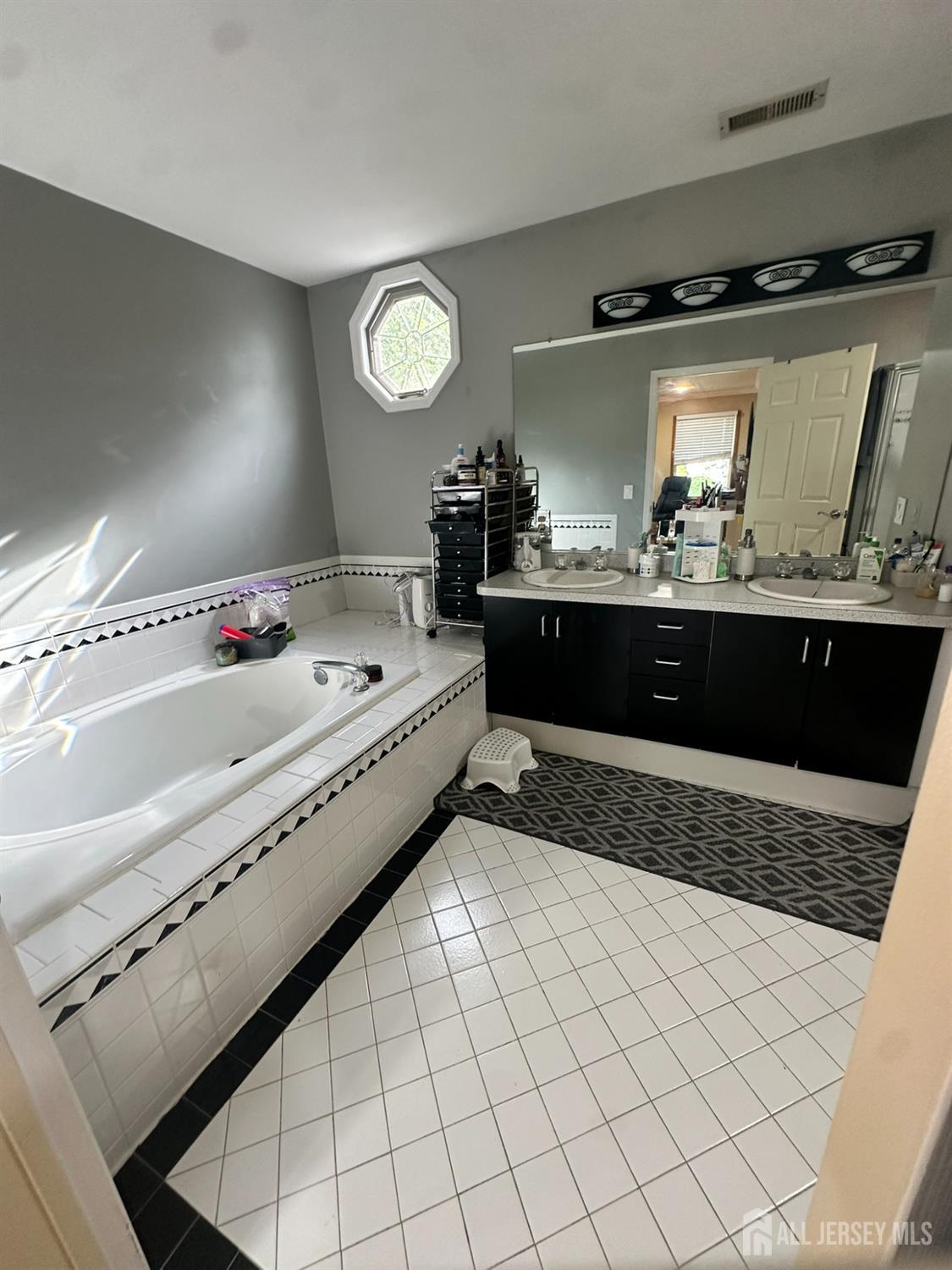 11 Hampton Road, Monroe, NJ, 08831 image 22
