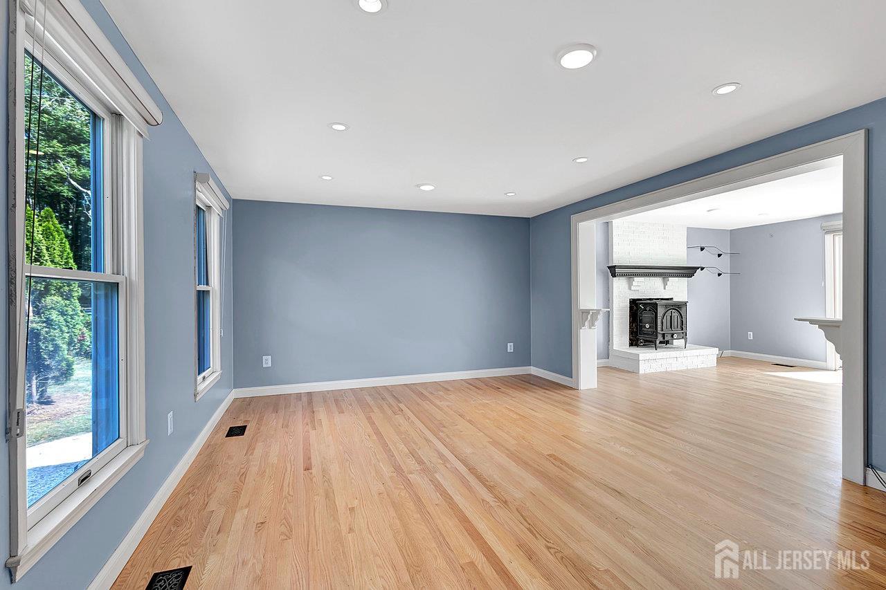 12 Dugans Grove, Millstone, NJ, 08535 image 7