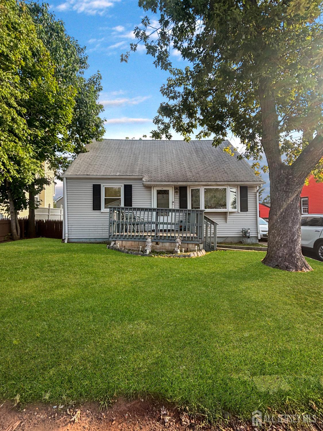 53 Juliet Avenue Image 1