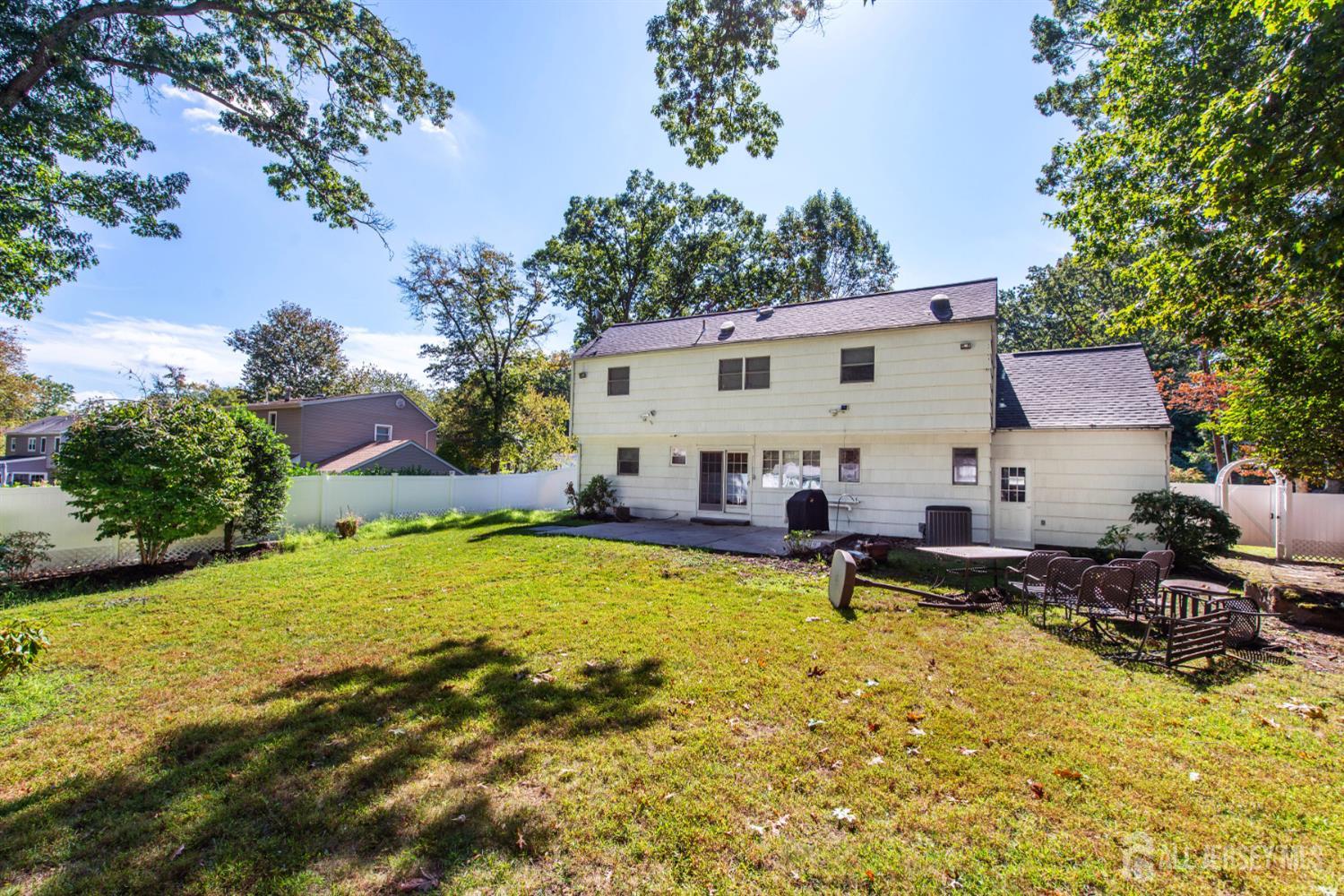 5 Sandalwood Drive, East Brunswick, NJ, 08816 image 36
