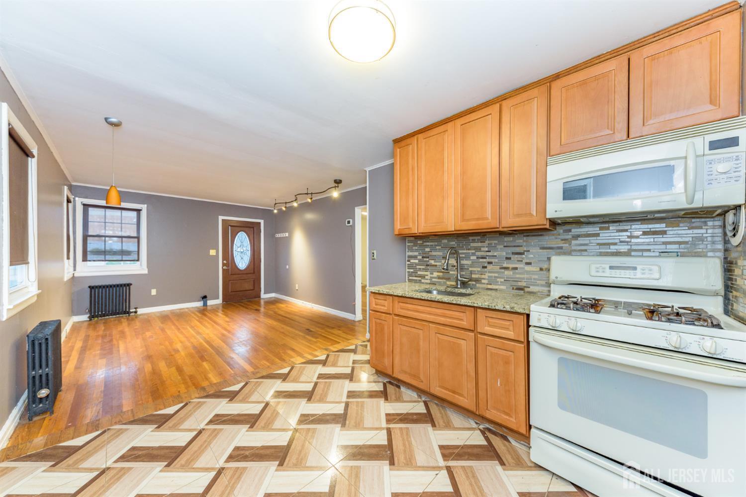 590 Chain O Hills Road, Colonia, NJ, 07067 image 10