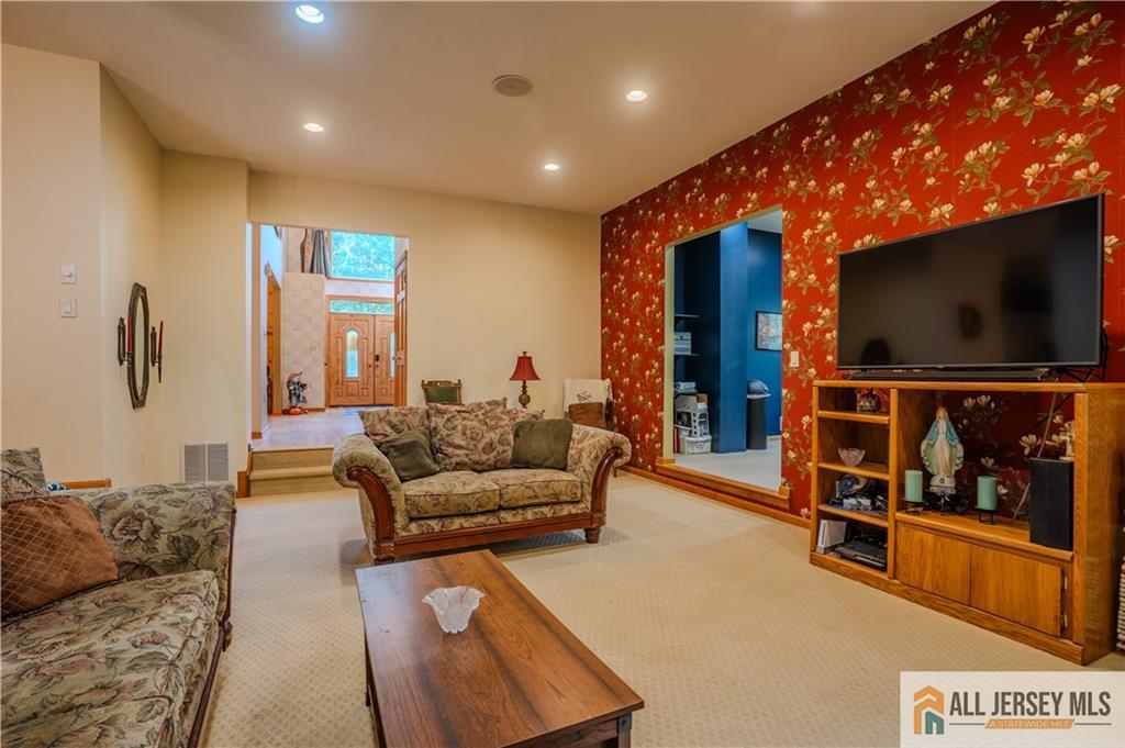 10 Dante Road, Monroe, NJ, 08831 image 9