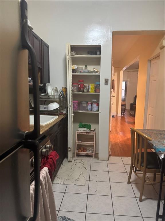 1689 East 48th Street Image 4