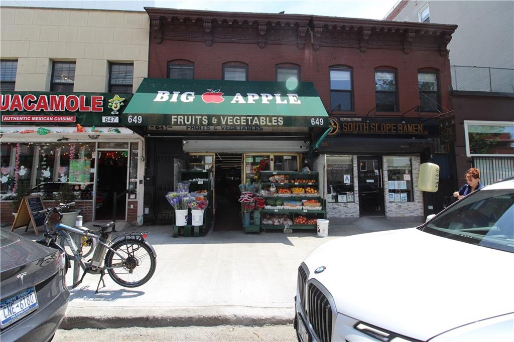 649 5th Avenue Image 1