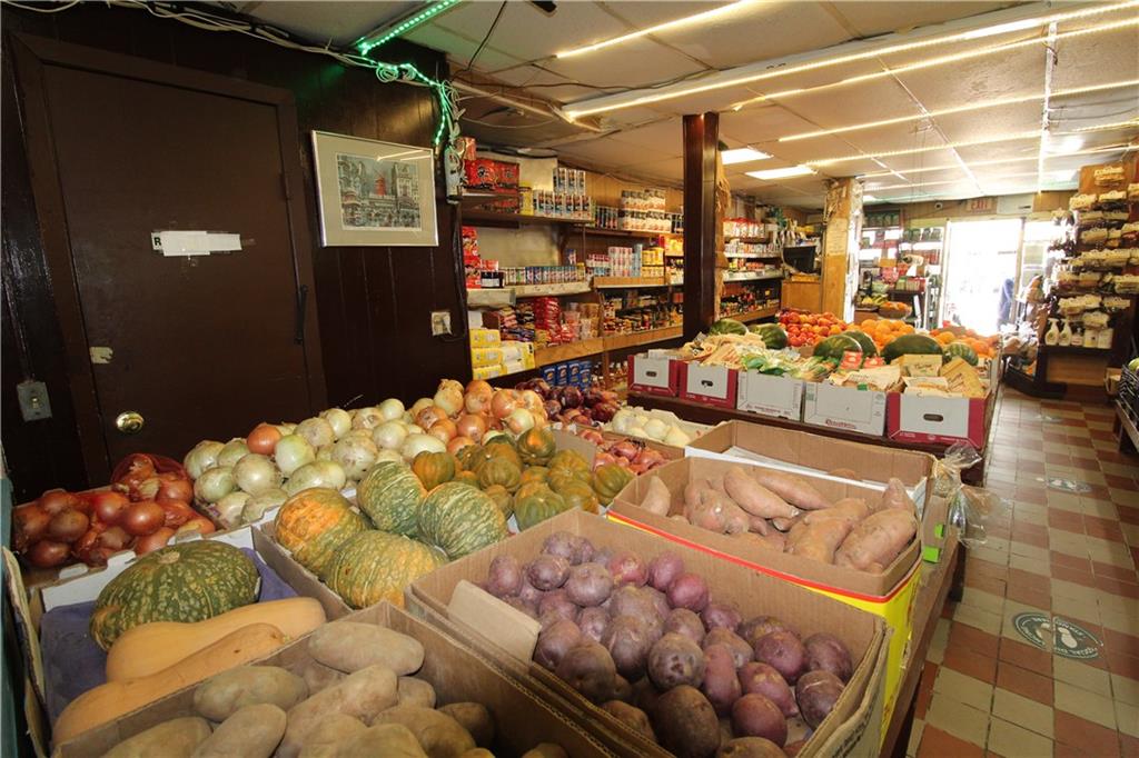 649 5th Avenue Image 2