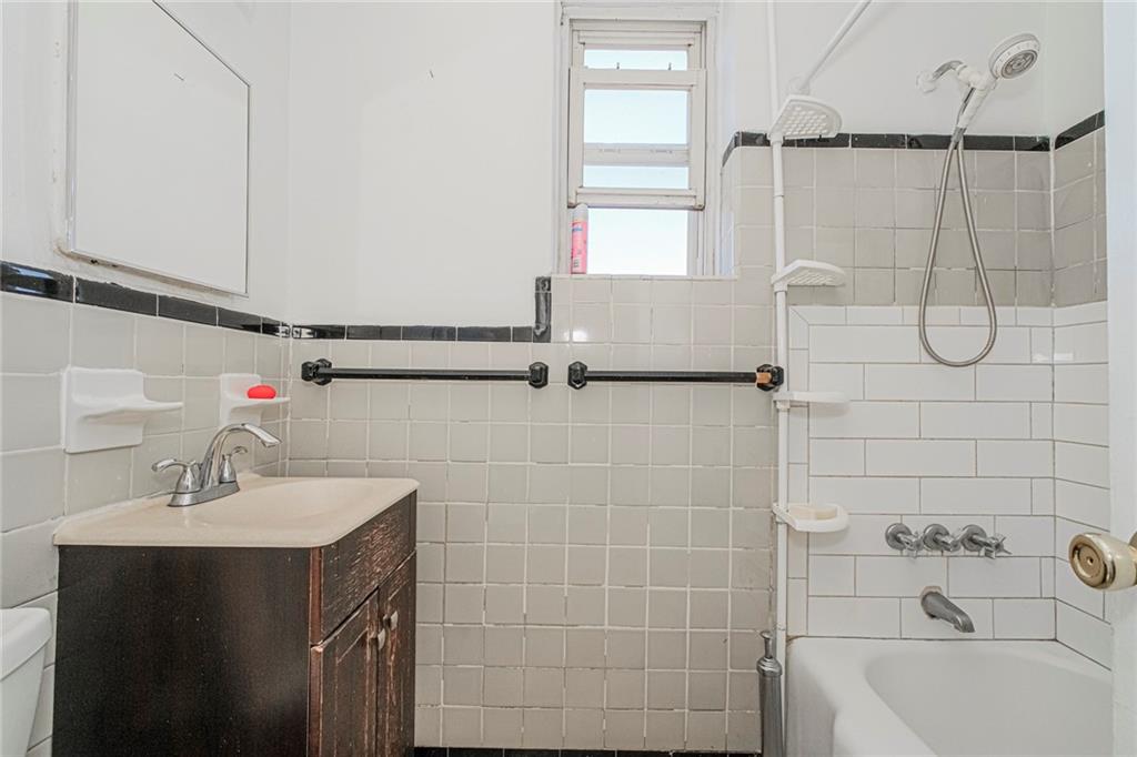 393 Avenue S 3G, Brooklyn, New York, 11234 image 12