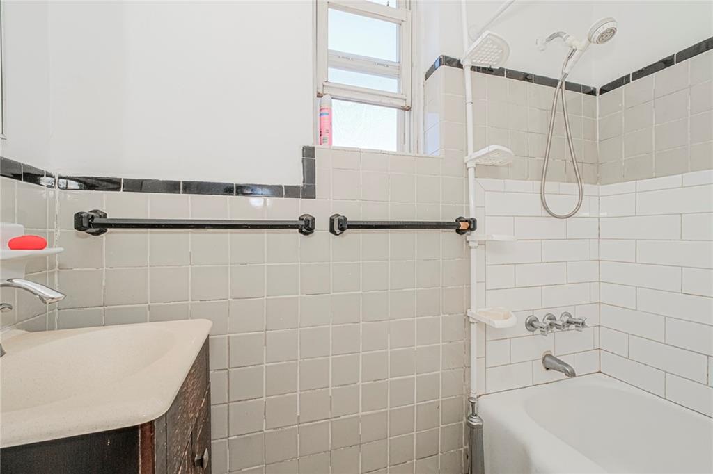 393 Avenue S 3G, Brooklyn, New York, 11234 image 13