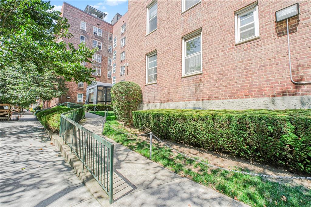 393 Avenue S 3G, Brooklyn, New York, 11234 image 16