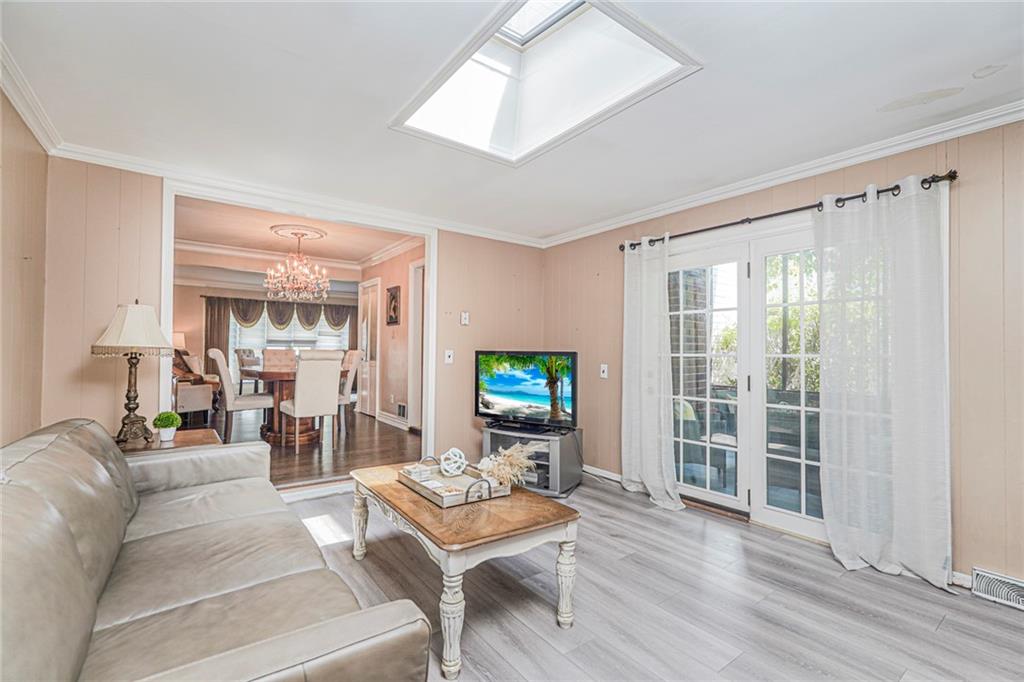 124 Barbara Street, Staten  Island, New York, 10306 image 10