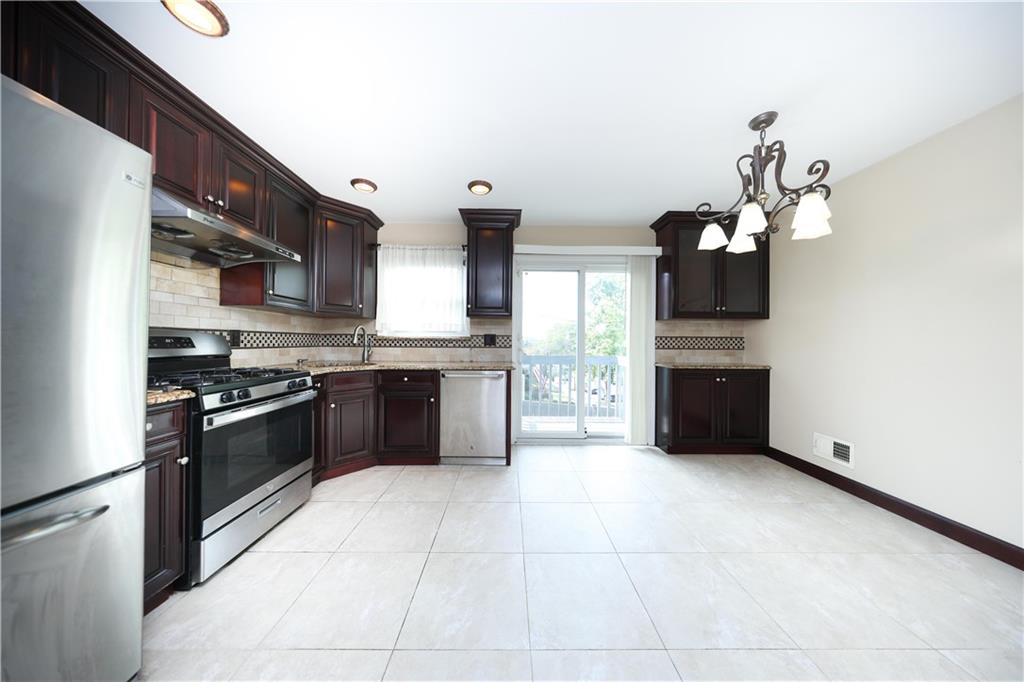 490 Collfield Avenue, Staten  Island, New York, 10314 image 11