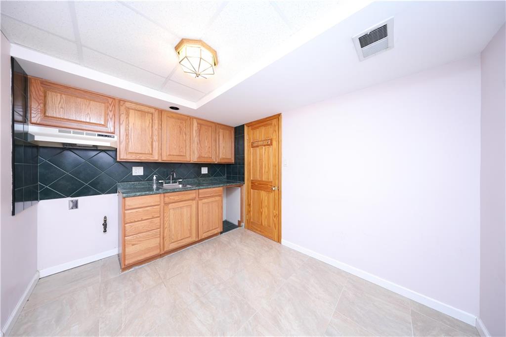 490 Collfield Avenue, Staten  Island, New York, 10314 image 26