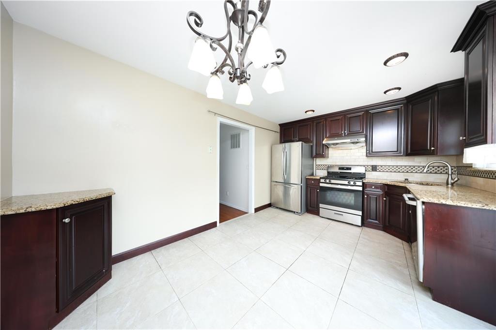 490 Collfield Avenue, Staten  Island, New York, 10314 image 9