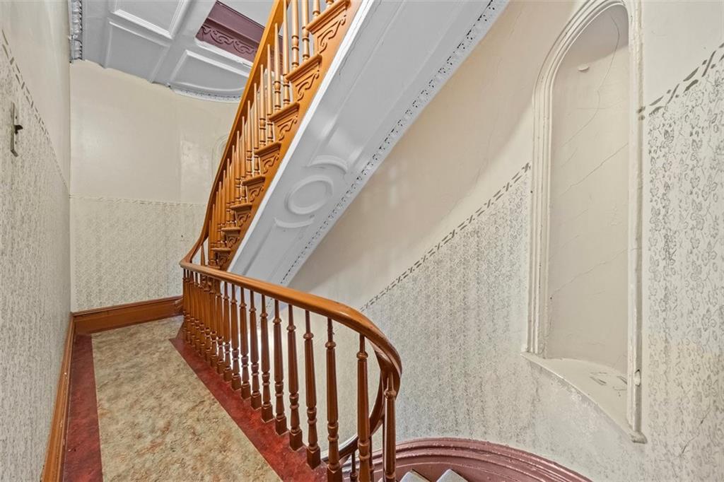 216 Union Street Image 5