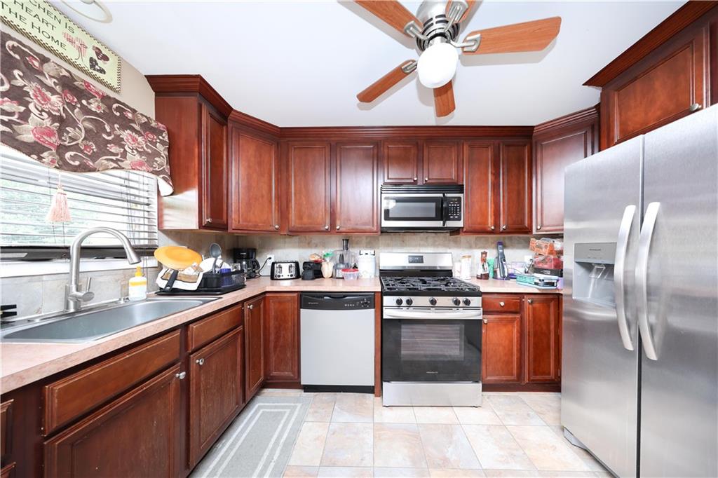4 Country Woods Lane, Staten  Island, New York, 10308 image 10