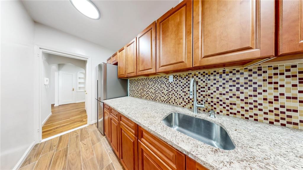 385 Argyle Road 2K, Brooklyn, New York, 11218 image 6