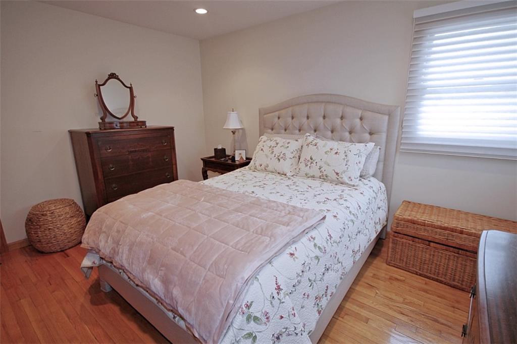 175 Amber Street, Staten  Island, New York, 10306 image 19