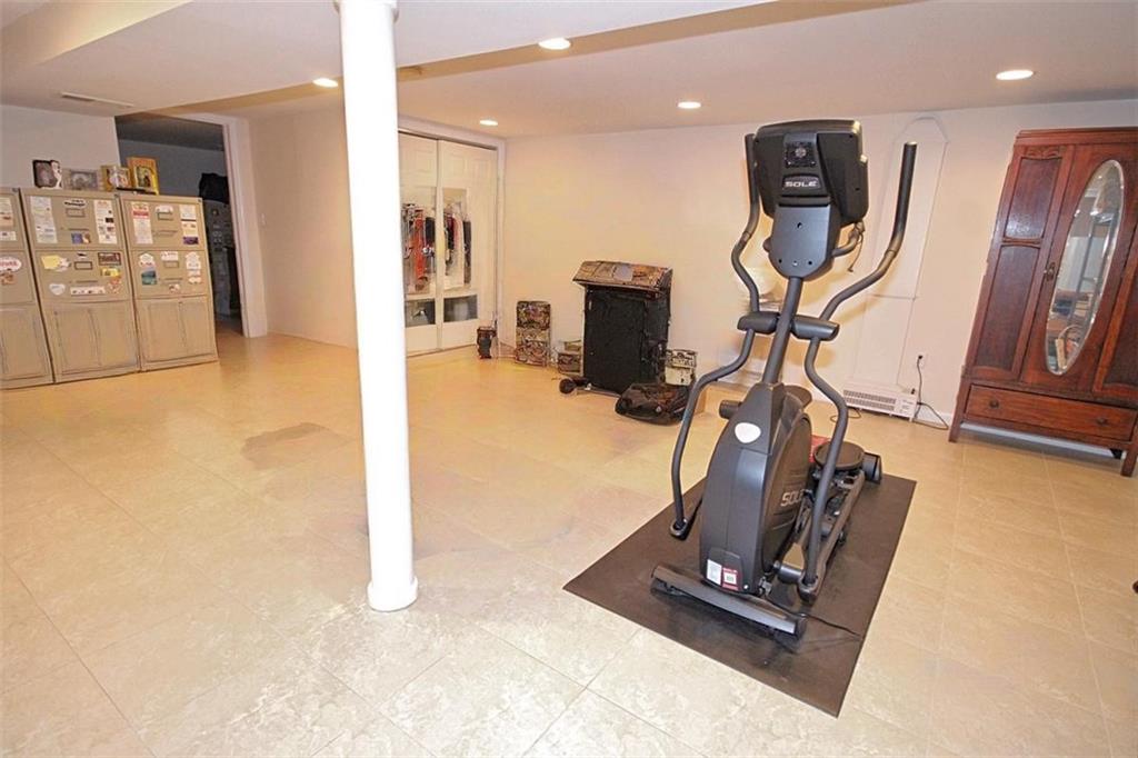 175 Amber Street, Staten  Island, New York, 10306 image 23